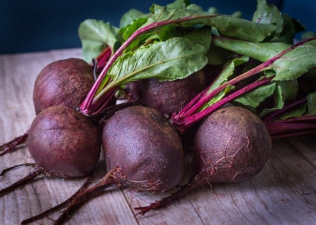 How to Grow Beets - Planting, Growing and Harvesting Beetroot