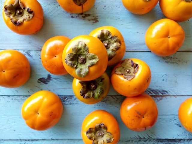 Eating Persimmon with Recipes Ideas to Try