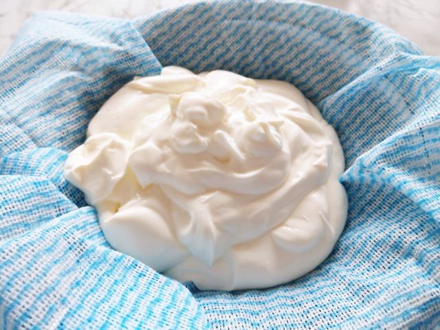 Yogurt for Labneh in Cheesecloth