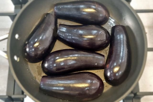 Frying Eggplants for Miso Eggplant Recipe